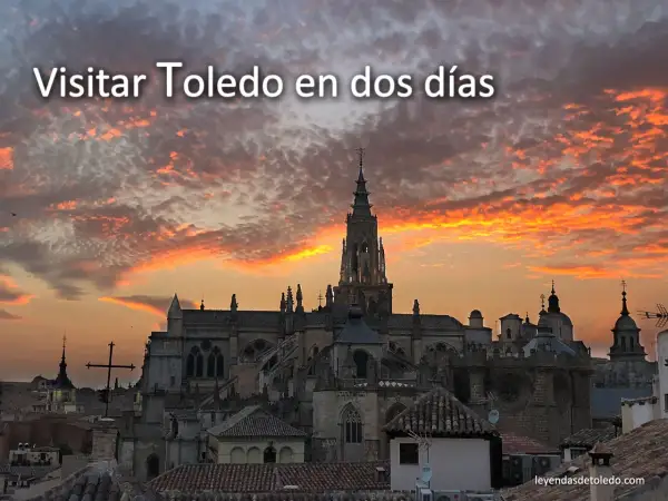 Atardecer sobre Toledo, ideal para planificar qué ver en Toledo en dos días. La Catedral domina el horizonte.