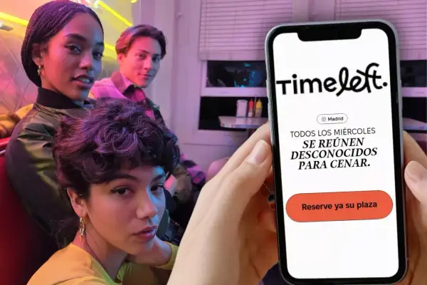 Jóvenes en un ambiente de neón, uno sostiene un teléfono con la app Timeleft. "Todos los miércoles se reúnen desconocidos para cenar", se lee. Opiniones sobre esta app son positivas.